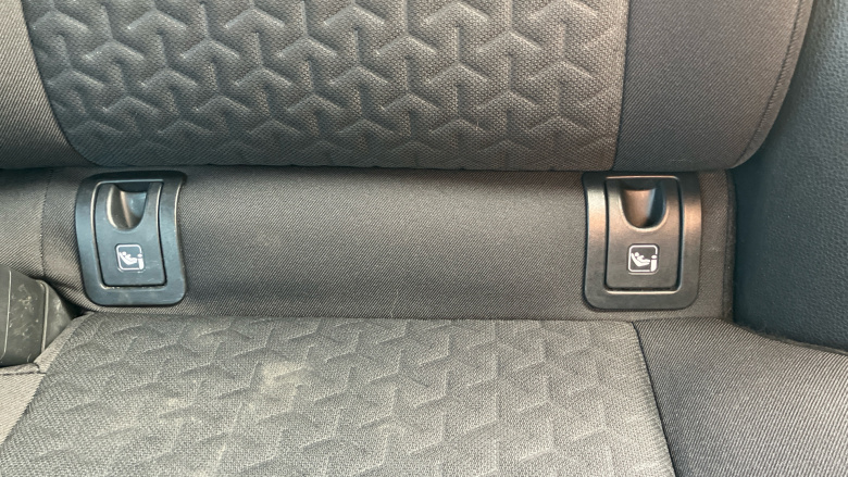 Toyota Yaris Cross 1.5 Hybrid Design 5dr CVT Hybrid Estate